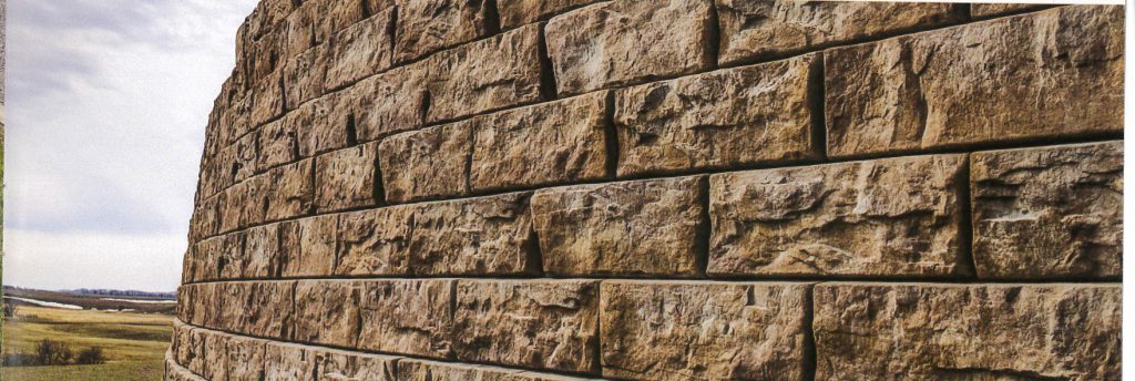 Redi-Rock Kingstone Retaining Wall
